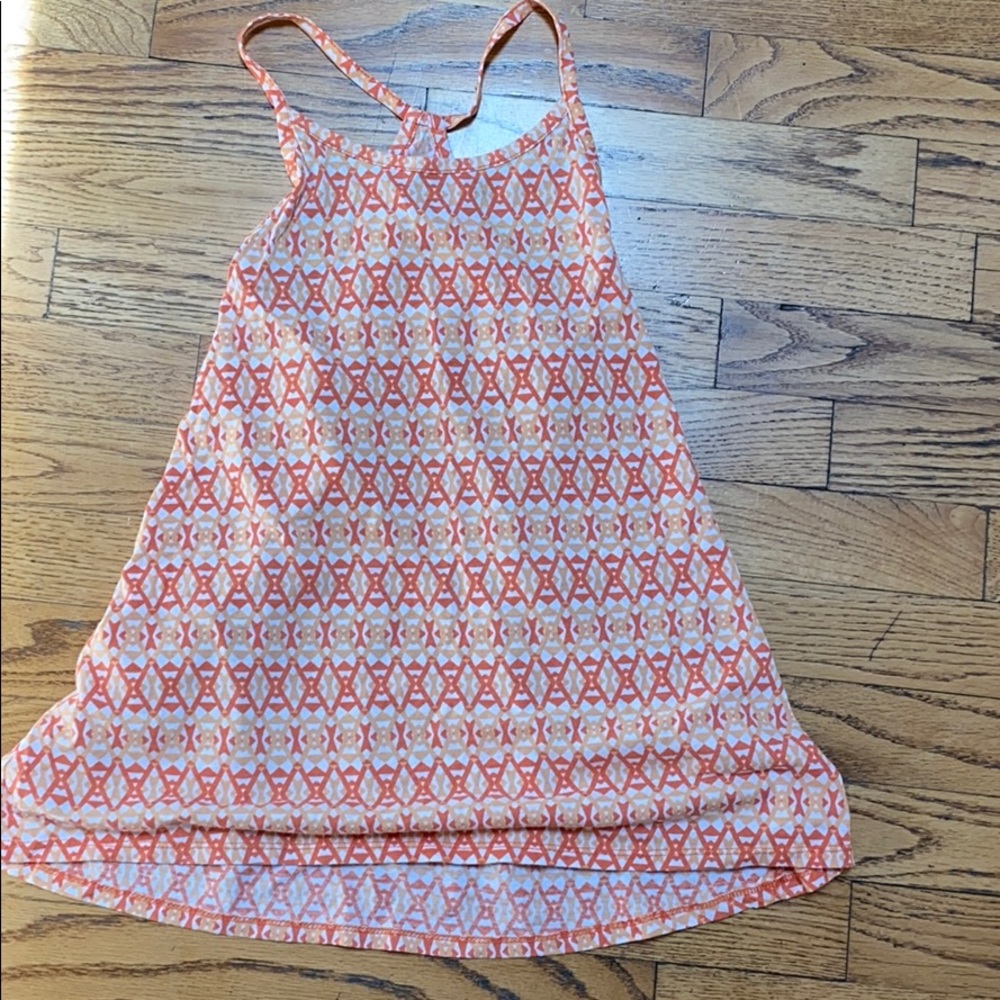orange tank top
